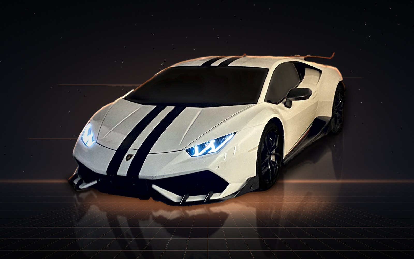 Weißer Lamborghini Huracán mit schwarzen Streifen, Ansicht von vorn